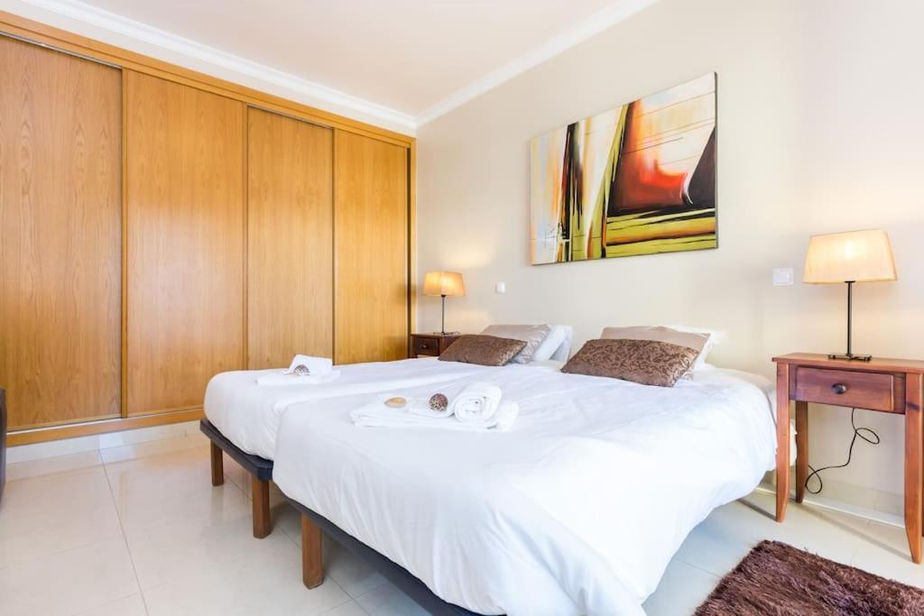Sea Breeze Lagos Apartment Zewnętrze zdjęcie