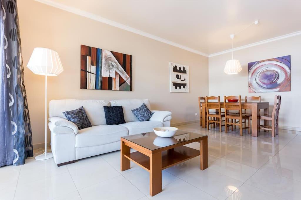 Sea Breeze Lagos Apartment Zewnętrze zdjęcie